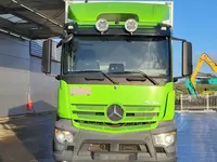   Mercedes Antos 1827 4X2 yuk mashinasi