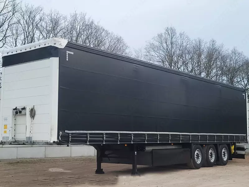 Yopiq yarim tirkama Schmitz SCB*S3T (91 m3)