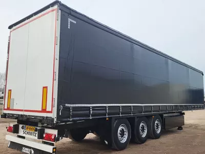 Yopiq yarim tirkama Schmitz SCB*S3T (91 m3)