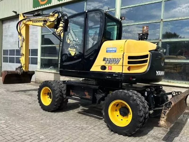 Колесные экскаватор Yanmar TW 110 W