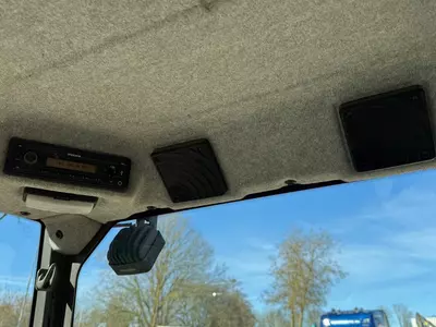 Гусеничные экскаватор Volvo ECR25D