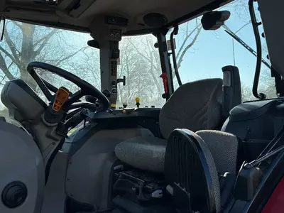 Трактор колесный Case 110 Luxum 110