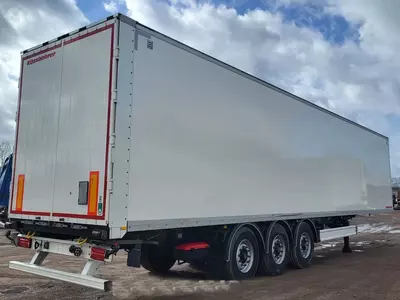 Закрытый полуприцеп Kässbohrer XS (92 m³)