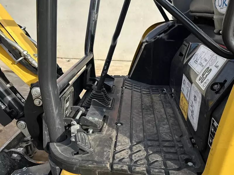 Мини-экскаватор Yanmar VIO17