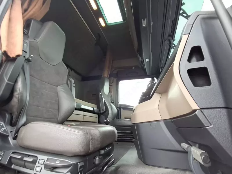 Тягач MAN TGX 18.510