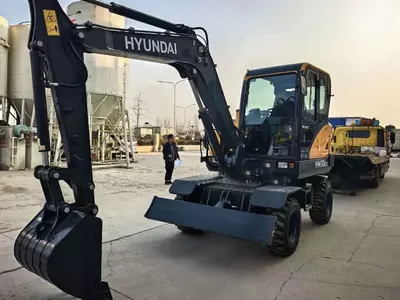 Yangi g‘ildirakli Hyundai HW60 ekskavatori (Xitoy)