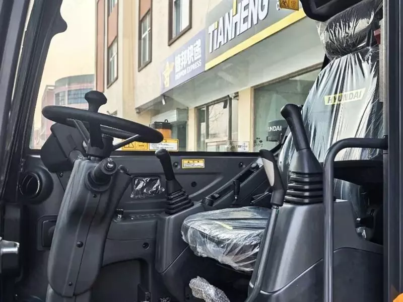 Yangi g‘ildirakli Hyundai HW60 ekskavatori (Xitoy)