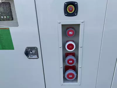 Cummins 220 kVA generatori