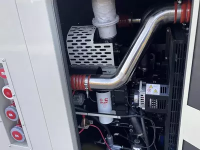 Cummins 220 kVA generatori