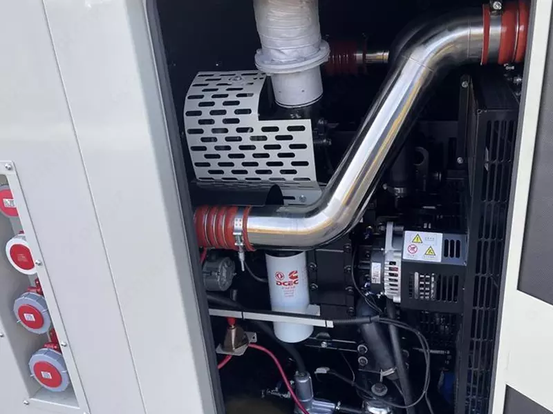 Cummins 220 kVA generatori