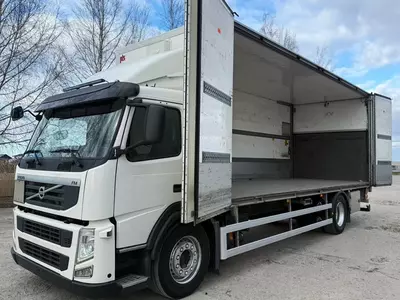 Volvo FM 370 D11 ochiq yon qutisi yuk mashinalari