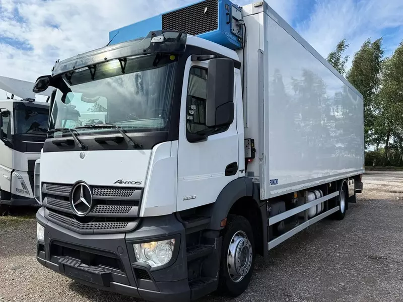 Грузовые Mercedes-Benz Antos 1830 Frigoblock