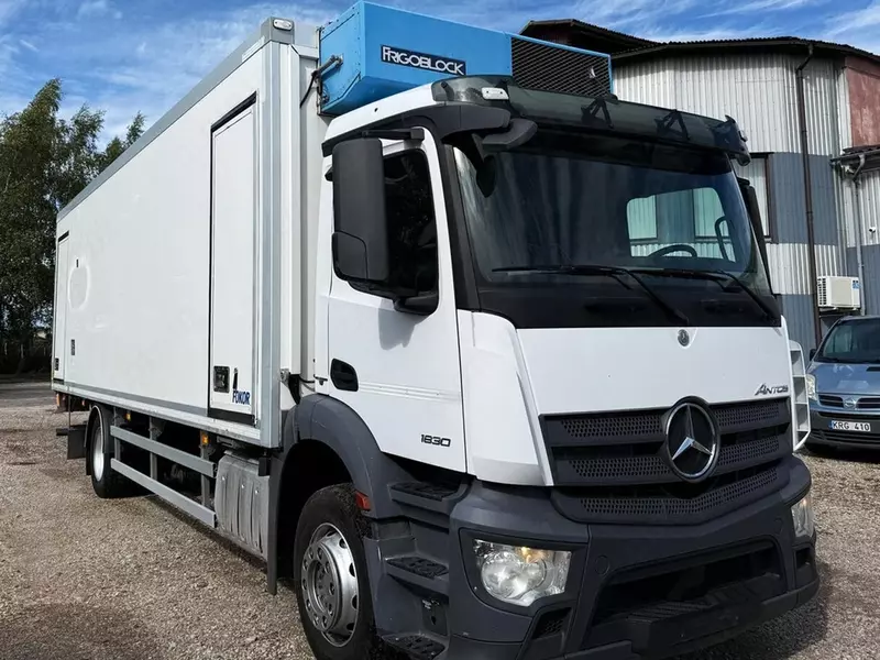 Грузовые Mercedes-Benz Antos 1830 Frigoblock