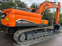  Diversen Develon DX 225 LC-7M gusenitsali ekskavatori Chakana savdo