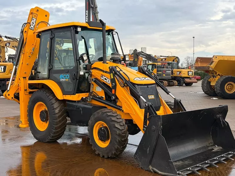 Экскаваторы-погрузчики JCB 3DX 4x4