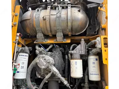 Гусеничный экскаватор Volvo EW 220 E Tunnel