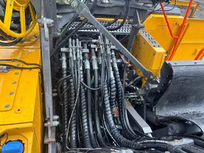 Гусеничный экскаватор Volvo EW 220 E Tunnel