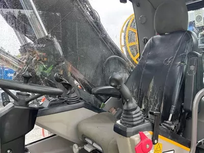 Гусеничный экскаватор Volvo EW 220 E Tunnel