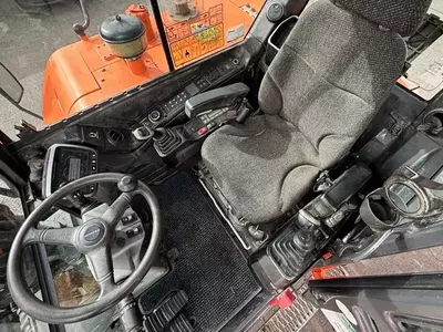 Doosan DX57 W-5 g‘ildirakli ekskavatori