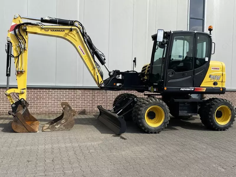 Yanmar B95W g‘ildirakli ekskavatori