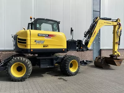 Колесные экскаватор Yanmar B95W