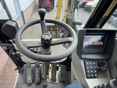 Колесные экскаватор Yanmar B95W