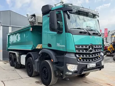 Самосвал Mercedes-Benz Arocs 3248 8X4