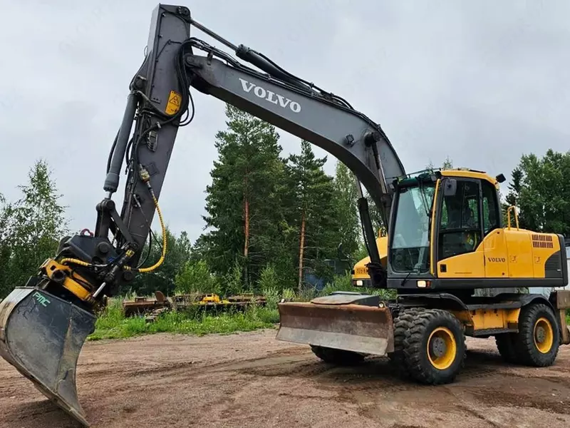Колесный экскаватор Volvo EW 180 C