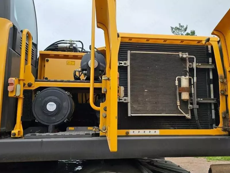 Колесный экскаватор Volvo EW 180 C