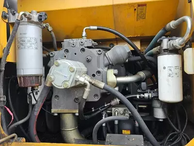 Колесный экскаватор Volvo EW 180 C