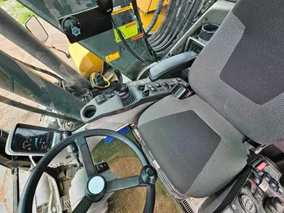 Колесный экскаватор Volvo EW 180 C