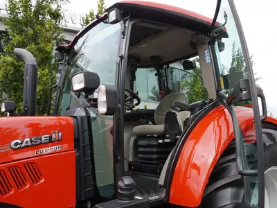 Колесный трактор Case IH Luxxum 100 / 2800 MTH