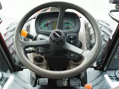 Колесный трактор Case IH Luxxum 100 / 2800 MTH