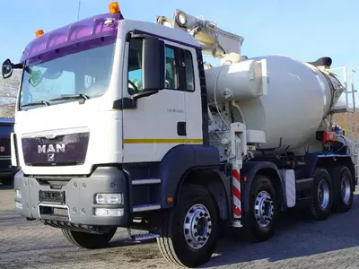 Автобетоносмеситель с насосом MAN TGS 32.400 8x4 / 426 МТХ / 18 метров