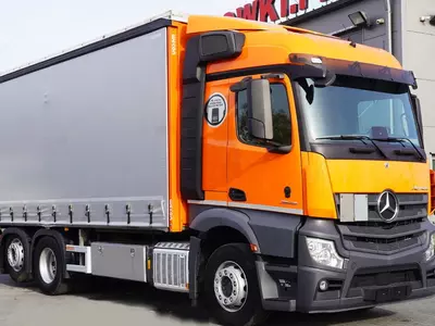 Грузовые Mercedes-Benz Actros 2545 / 62 MP5 / Full ADR