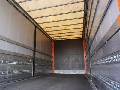 Грузовые Mercedes-Benz Actros 2545 / 62 MP5 / Full ADR