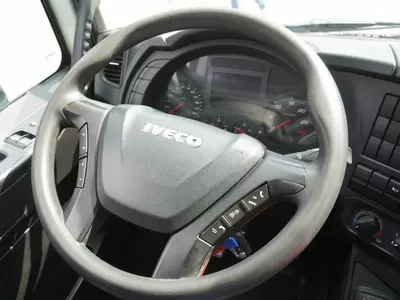 Iveco Stralis 19.310 / 2-сторонний самосвал / Fassi F155A.0.23 / с дистанционным управлением