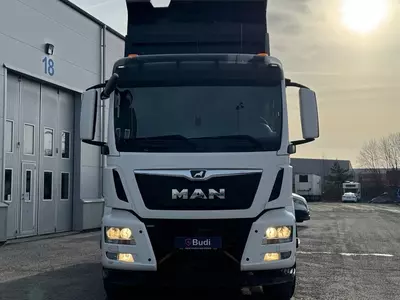 Самосвал MAN TGS 28.360