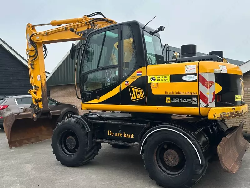 Колесный экскаватор JCB JS 145 W