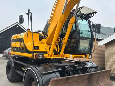Колесный экскаватор JCB JS 145 W