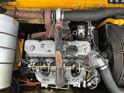 Колесный экскаватор JCB JS 145 W