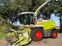 Claas Jaguar 900 Speedstar yem-xashak yig‘ish kombayni