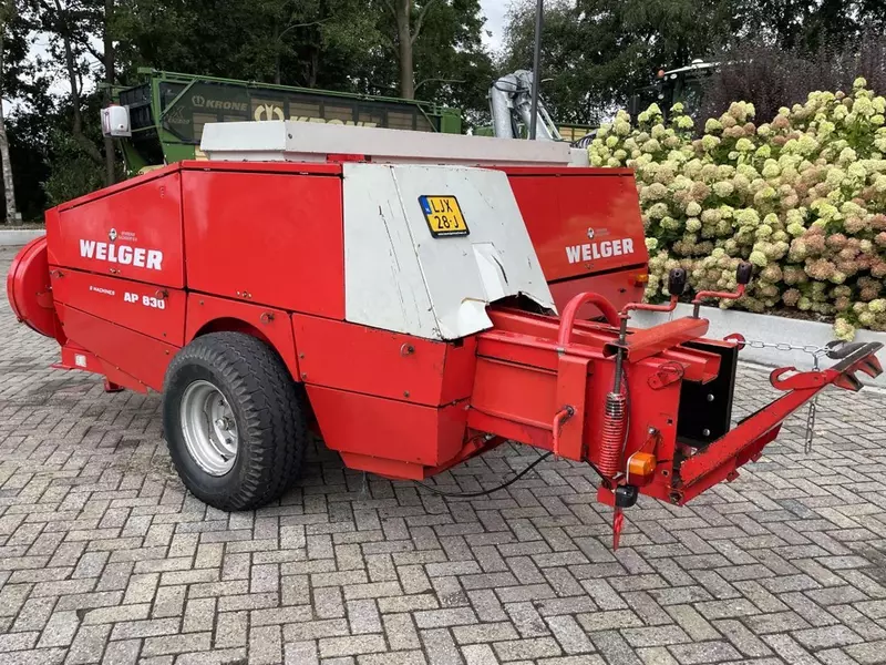 Пресс-подборщик Welger AP 830