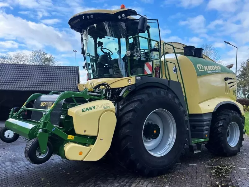 Krone Big X 680 yem-xashak yig‘ish kombayni