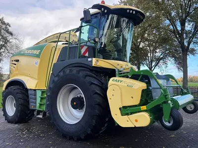 Krone Big X 680 yem-xashak yig‘ish kombayni