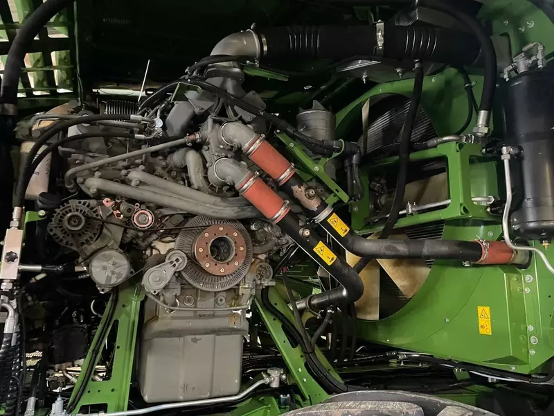 Krone Big X 680 yem-xashak yig‘ish kombayni