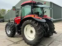  Колесный трактор Case IH MXU125 - 
