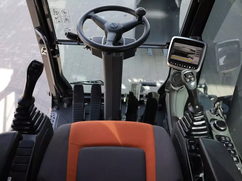 Колёсный экскаватор DOOSAN DX165W-5