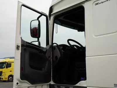 Тентованный грузовик DAF XF 480