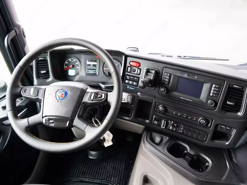 Самосвал SCANIA P 450 SCANIA P 450 XT